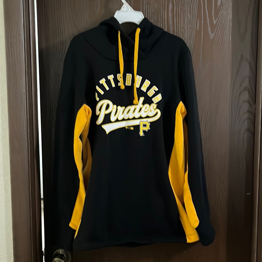 Pittsburgh Pirates sweatshirt